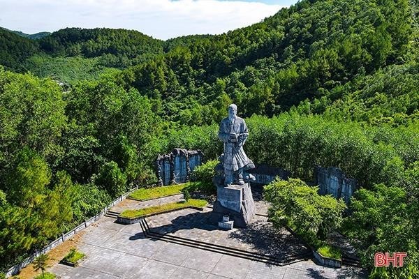 Hải Thượng Lãn Ông Lê Hữu Trác - Tiếng thơm vọng mãi...